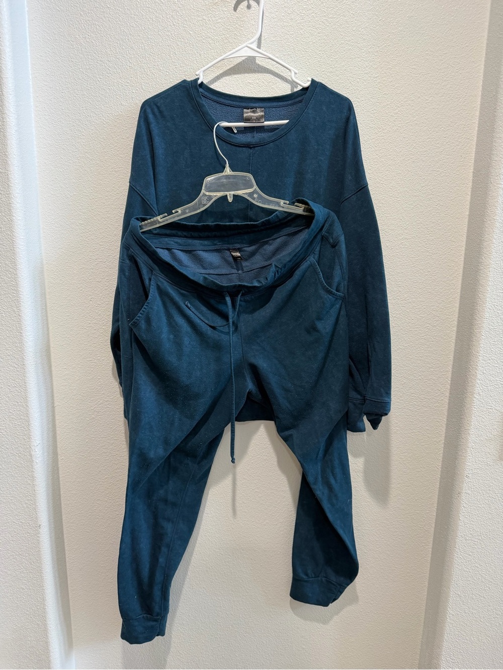 32 Degrees blue jogger set size large